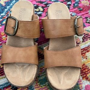 White mountain sandals